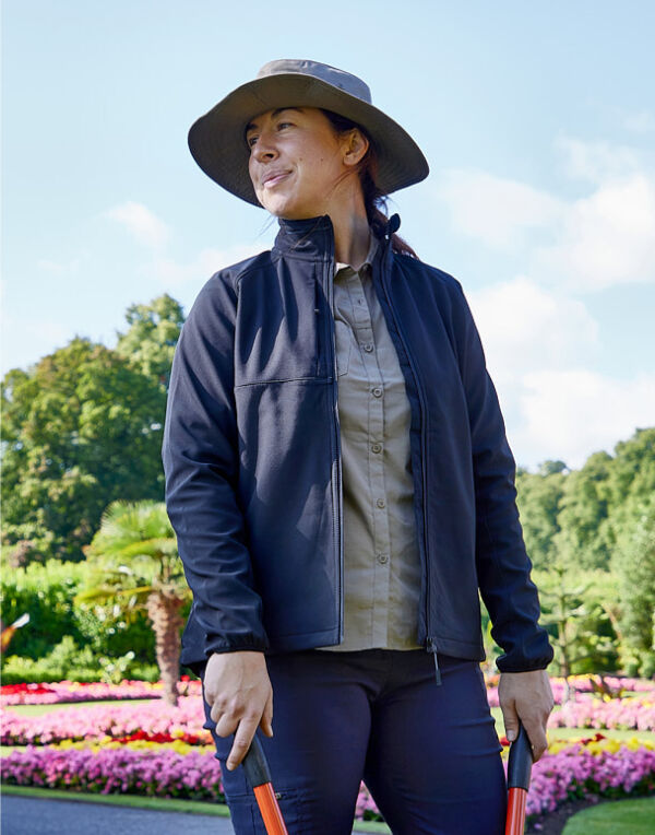 CEL004 Craghoppers Expert Women's Basecamp Softshell Jacket